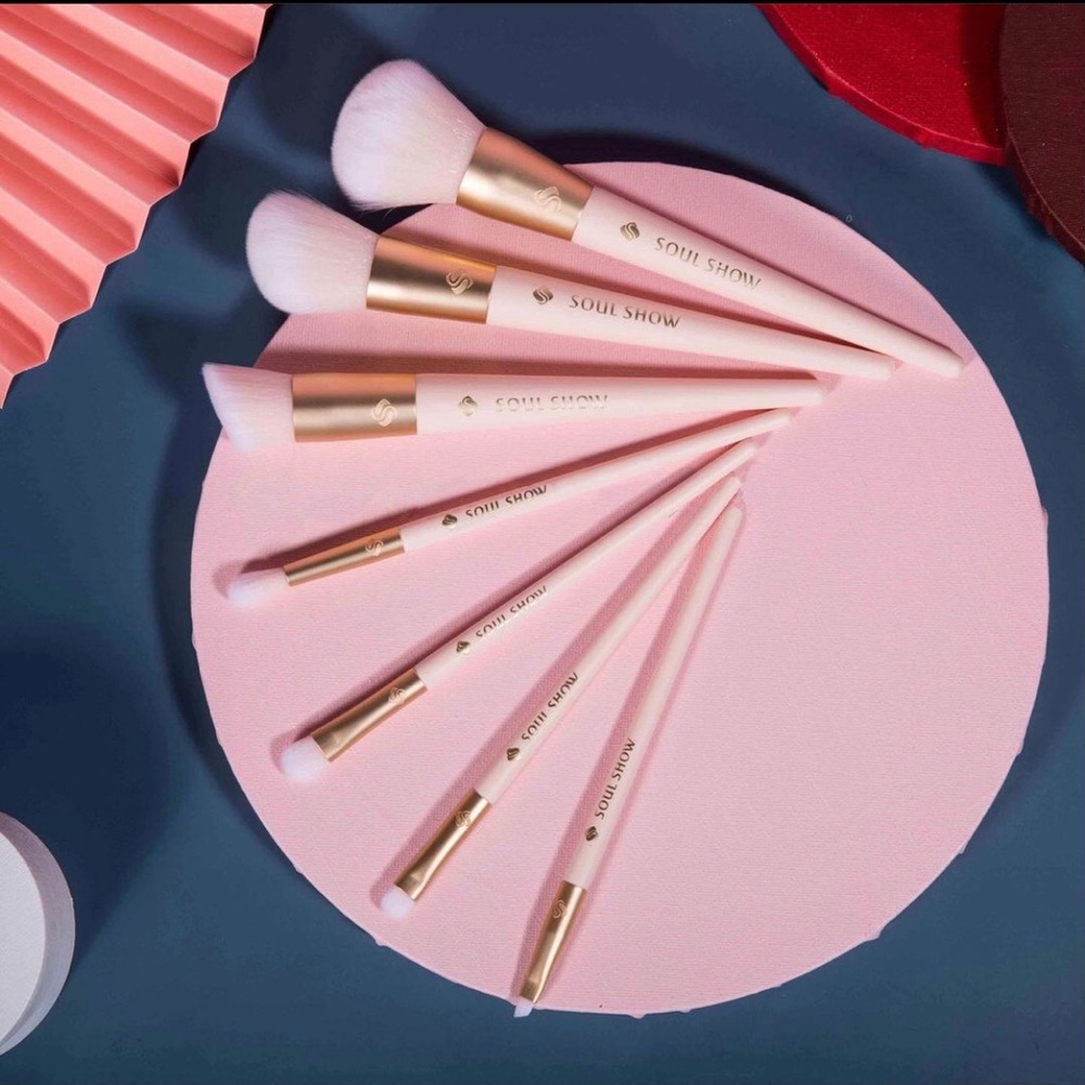 Soul Show Cosmetic Brush Set